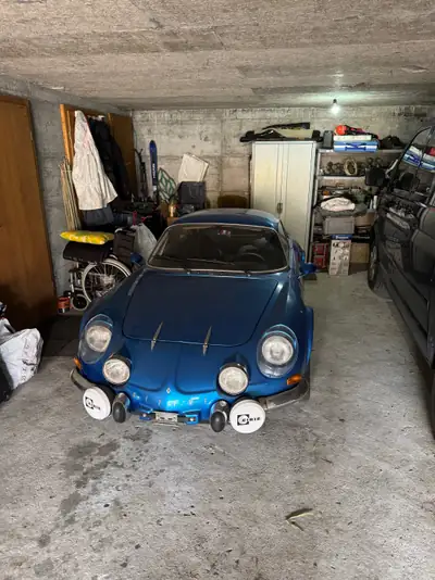 Alpine A110 Berlinette 1600 SX 1977 — Légendaire coupé sportif français, 8'077 km — vista esterna