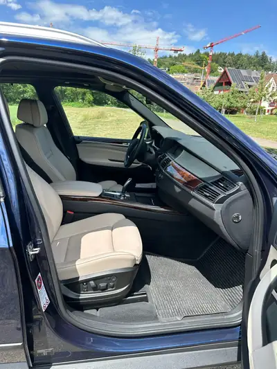 BMW X5 40d xDrive — SUV premium diesel, 306 ch et toit panoramique — Miniatura 13