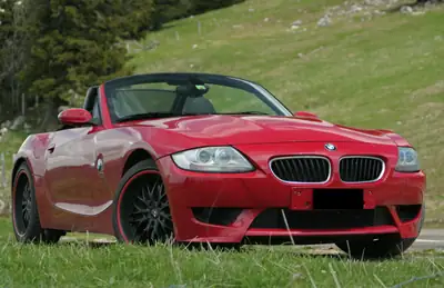 BMW Z4 M 2007 — Cabriolet sportif 342 ch, design iconique des années 2000 — vista esterna