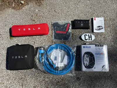 Tesla Model 3 Long Range AWD Performance — Électrique haute performance, 65'900 km — Miniatura 8
