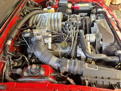 Ford Mustang LX 5.0 1992 — Légende américaine, moteur V8 puissant, faible kilométrage — Miniature 7
