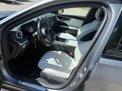 Mercedes-Benz C 220 d AMG Line 4matic — Break diesel mild-hybrid, garantie prolongée — interior