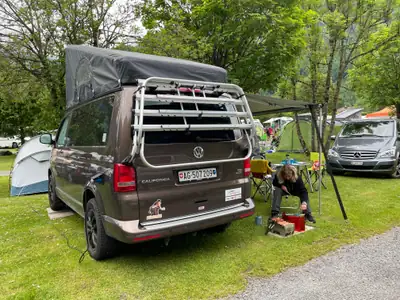 VW T5 2.0 TDI 180 — Camping-car 4×4 spacieux, parfait pour l'aventure en famille — détail