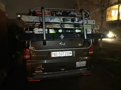 VW T5 2.0 TDI 180 — Camping-car 4×4 spacieux, parfait pour l'aventure en famille — Miniature 20