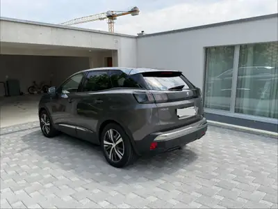 Peugeot 3008 PHEV 225 ch — SUV hybride rechargeable, 120 000 km, transmission automatique — Heckansicht
