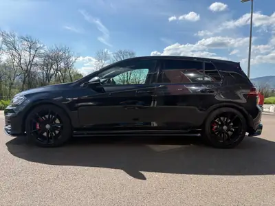 VW Golf 2.0 TSI GTI TCR — Performance sportive et fiabilité allemande — Miniatur 9