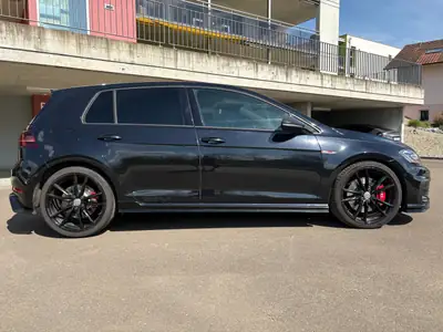 VW Golf 2.0 TSI GTI TCR — Performance sportive et fiabilité allemande — Miniatur 11