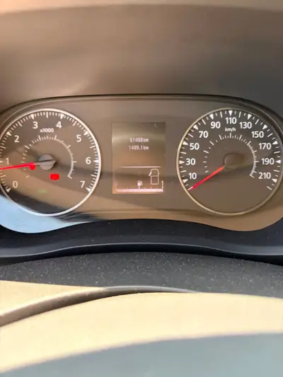 Opel Movano 2021 — Fourgon robuste, 81 500 km, moteur diesel fiable — Innenraum