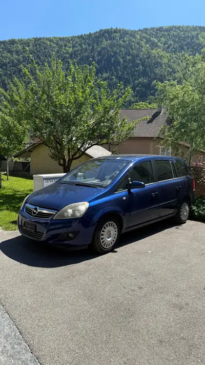 Opel Zafira 1.8 16V Sport — Monospace 7 places, fiable et spacieux — vista esterna