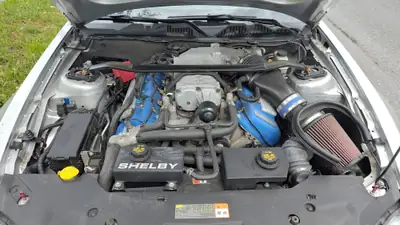 Ford Mustang Shelby GT500 2013 — Muscle-car légendaire, 700 ch purs — Miniatura 9