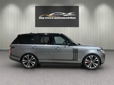 Land Rover Range Rover LWB V8 Superchargé — SUV de prestige, moteur 566 ch, état impeccable — vue extérieure