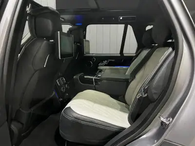 Land Rover Range Rover LWB V8 Superchargé — SUV de prestige, moteur 566 ch, état impeccable — Miniature 20