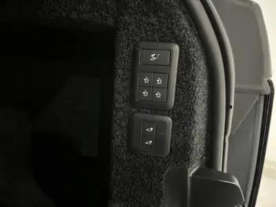 Land Rover Range Rover LWB V8 Superchargé — SUV de prestige, moteur 566 ch, état impeccable — Miniature 22