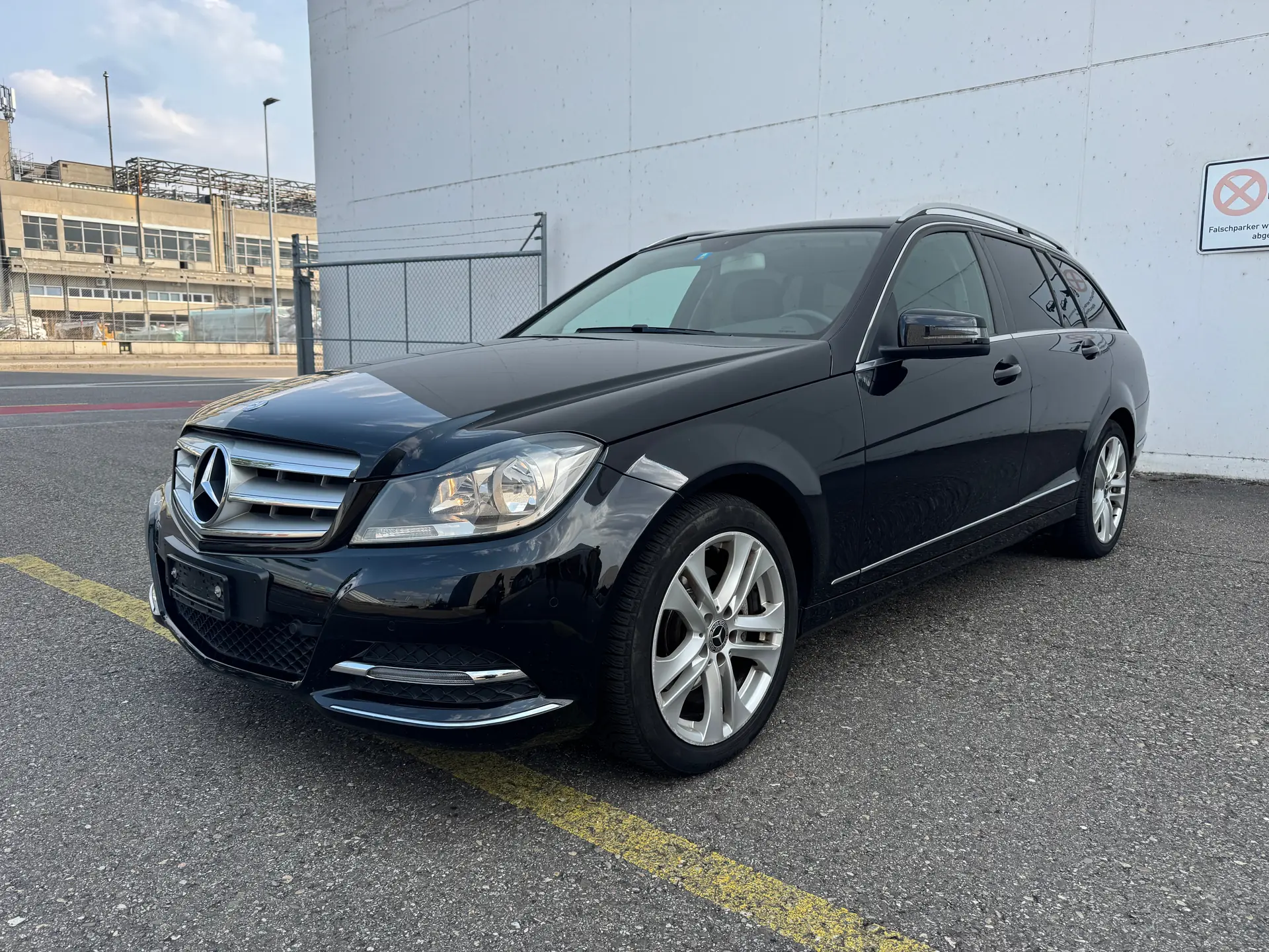 Mercedes-Benz C 220 CDI Avantgarde — Diesel efficace, 2e main, révision fraîche — Außenansicht
