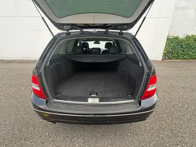 Mercedes-Benz C 220 CDI Avantgarde — Diesel efficace, 2e main, révision fraîche — Miniatura 7