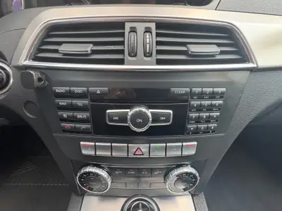 Mercedes-Benz C 220 CDI Avantgarde — Diesel efficace, 2e main, révision fraîche — Miniatura 13