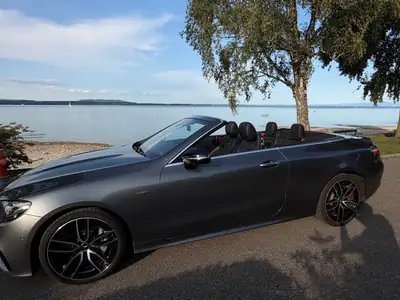 Mercedes-Benz E 53 AMG Cabriolet — 435 ch, toit ouvert, luxe sportif 4MATIC+ — Miniature 11