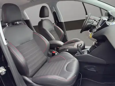 Peugeot 208 1.2 PureTech GT Line — Citadine dynamique, faible kilométrage, équipée navigation — Miniature 14