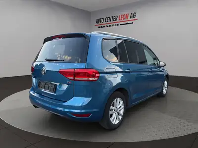 VW Touran 1.4 TSI BlueMotion — Monospace familial fiable, toit panoramique et 8 places — détail