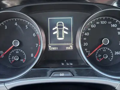 VW Touran 1.4 TSI BlueMotion — Monospace familial fiable, toit panoramique et 8 places — Miniature 11