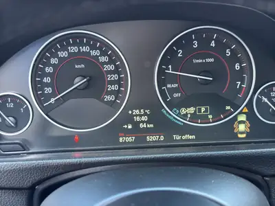 BMW 328i Sport Line — Berline élégante, 245 ch et entretien récent — Miniature 11