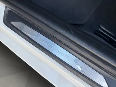 BMW 328i Sport Line — Berline élégante, 245 ch et entretien récent — Miniature 22