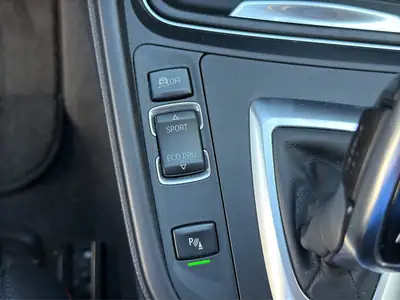 BMW 328i Sport Line — Berline élégante, 245 ch et entretien récent — Miniature 27