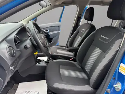 Dacia Sandero TCe 90 Stepway — Petit budget, grand équipement et boîte auto — Miniature 9