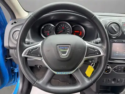 Dacia Sandero TCe 90 Stepway — Petit budget, grand équipement et boîte auto — Miniature 10