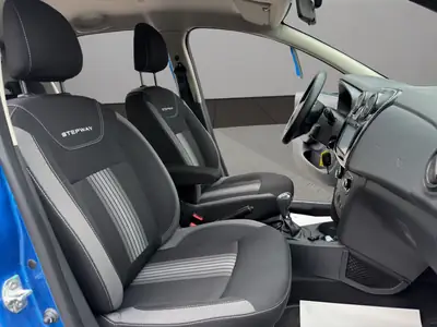 Dacia Sandero TCe 90 Stepway — Petit budget, grand équipement et boîte auto — Miniature 17