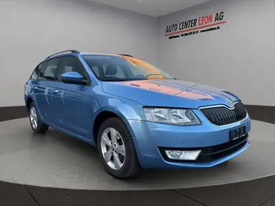 Skoda Octavia Combi 1.6 TDI Elegance 4x4 — Polyvalence tout-terrain, moteur économe — Miniature 8