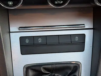 Skoda Octavia Combi 1.6 TDI Elegance 4x4 — Polyvalence tout-terrain, moteur économe — Miniature 26