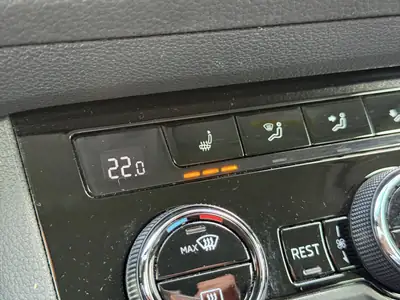 Skoda Kodiaq 1.4 TSI 4x4 — 7 places, panoramique, sans accident — Miniature 28