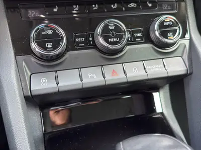 Skoda Kodiaq 1.4 TSI 4x4 — 7 places, panoramique, sans accident — Miniature 33