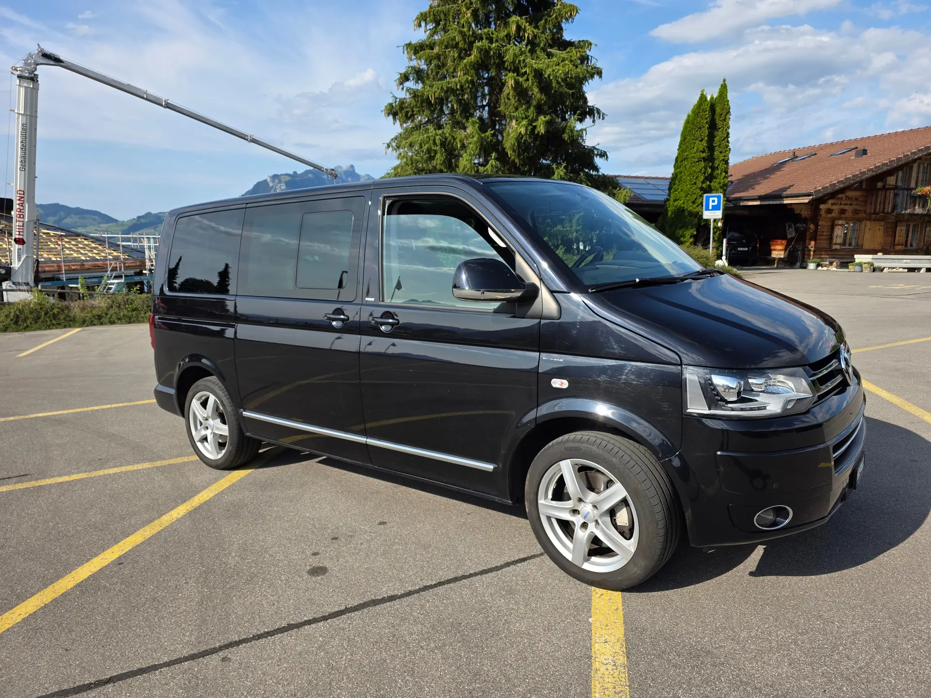 VW T5 2.0 TDI 180 PS — 7 places, moteur neuf à 60000 km, 4x4 robuste — vue extérieure