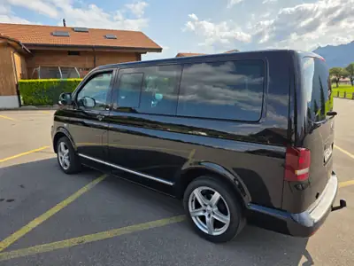 VW T5 2.0 TDI 180 PS — 7 places, moteur neuf à 60000 km, 4x4 robuste — côté
