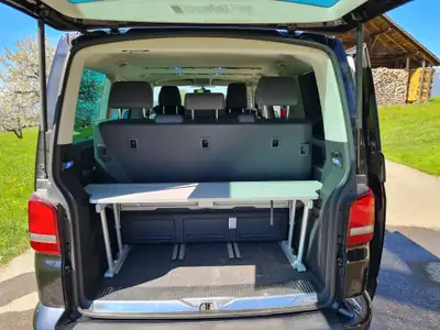 VW T5 2.0 TDI 180 PS — 7 places, moteur neuf à 60000 km, 4x4 robuste — détail