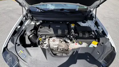 Jeep Cherokee 2.0 T Trailhawk AWD — SUV robuste, entretien premium, kilométrage maîtrisé — Miniature 18
