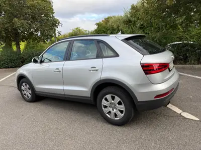 Audi Q3 2.0 TDI — SUV compact robuste, service Audi récent, garantie 12 mois — Miniature 9