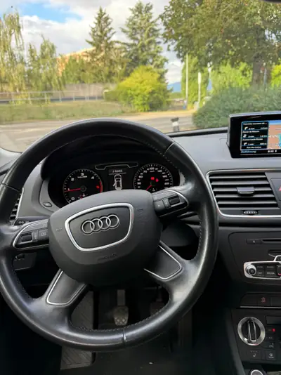 Audi Q3 2.0 TDI — SUV compact robuste, service Audi récent, garantie 12 mois — Miniature 13