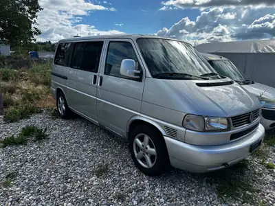 VW T4 Caravelle 2.5 TDI — Monospace polyvalent, 8 places, moteur fiable — Außenansicht