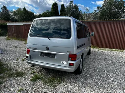 VW T4 Caravelle 2.5 TDI — Monospace polyvalent, 8 places, moteur fiable — Armaturenbrett