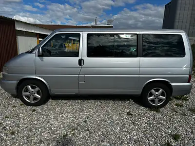 VW T4 Caravelle 2.5 TDI — Monospace polyvalent, 8 places, moteur fiable — Innenraum