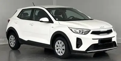 Kia Stonic 1.2 CVVT — SUV urbain compact, moteur économe et sans accident — côté