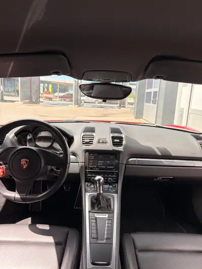 Porsche Cayman 2.7 — Coupé sportif pur-jus, 65'000 km, sans sinistre — dashboard
