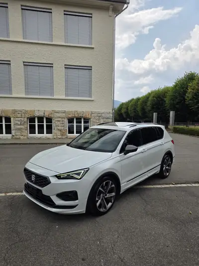 SEAT Tarraco 2.0 TSI 245 ch — SUV 7 places performant, 62 500 km seulement — exterior view