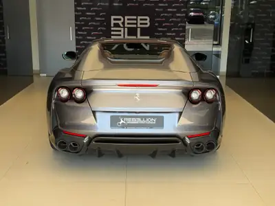Ferrari 812 GTS — Cabriolet V12 796 ch, Kilométrage minimal, Package carbone complet — Miniatur 10