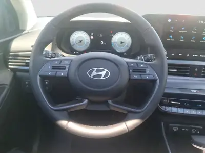 Hyundai i20 Vertex DCT — Citadine premium avec technologie turbo et transmission automatique — Miniature 13