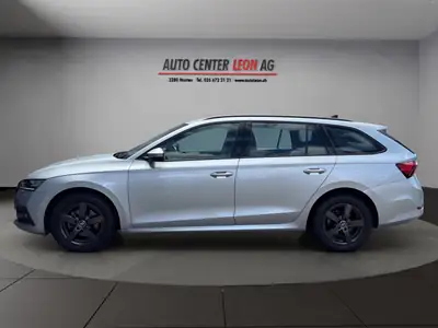 Skoda Octavia Combi 2.0 TDI DSG — Monospace familial économe, 137'000 km — arrière