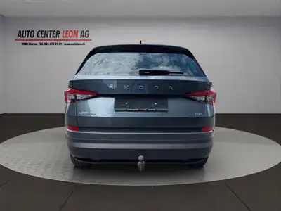 Skoda Kodiaq 2.0 TSI 4x4 — SUV 7 places robuste, 4x4 intégral, sans sinistre — tableau de bord